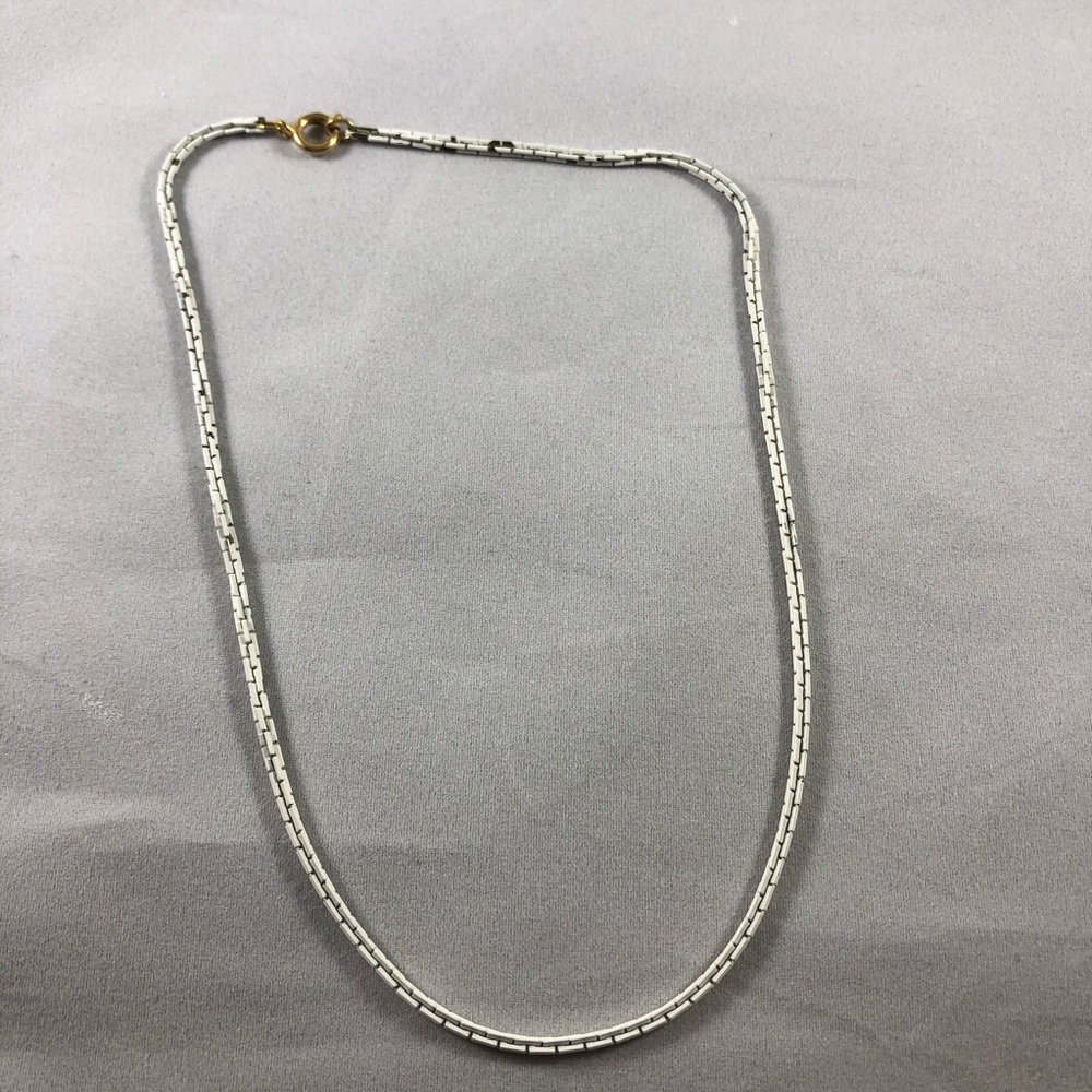 **5 items for $5** White Tone Necklace